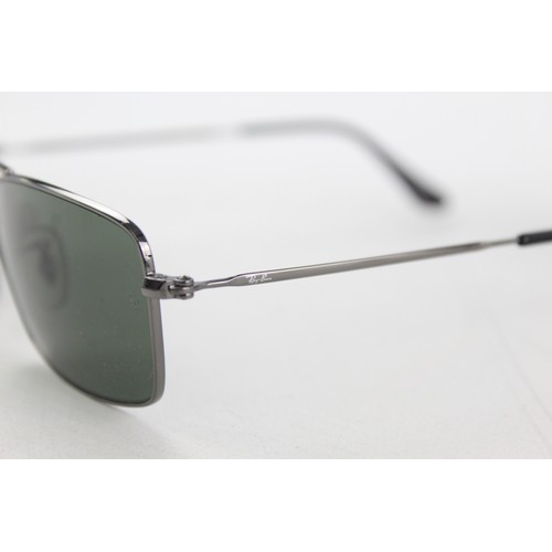 123 - Classic Gents RAY-BAN Gun Metal Framed Square SUNGLASSES Cased