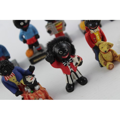 153 - 13 x Assorted Vintage Golden Shred / Robertsons Figures Band Set, Football, Pin