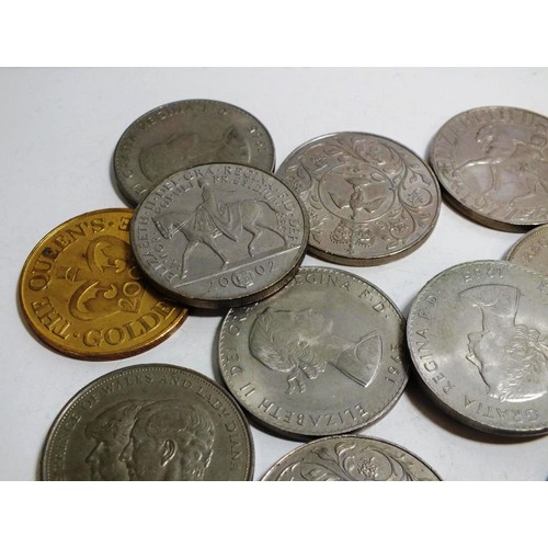 444 - 12 X COINS TO INC FIVE POUND COIN AND A GOLDEN JUBILLE COIN