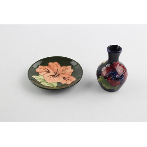 149 - 2 x Vintage Moorcroft Art Pottery Hibiscus Pattern Tube Lined Bud Vase & Dish