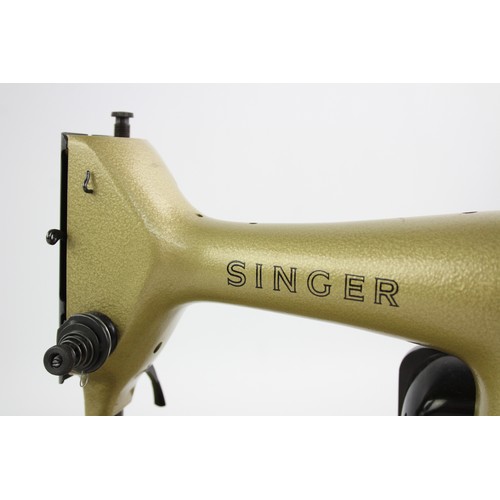 160 - Vintage SINGER Sewing Machine w/ Foot Pedal