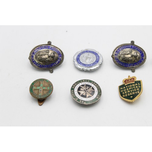 190 - 8 x Assorted Vintage NURSING & HOSPITAL Badges Inc Enamel, Nursing School Etc