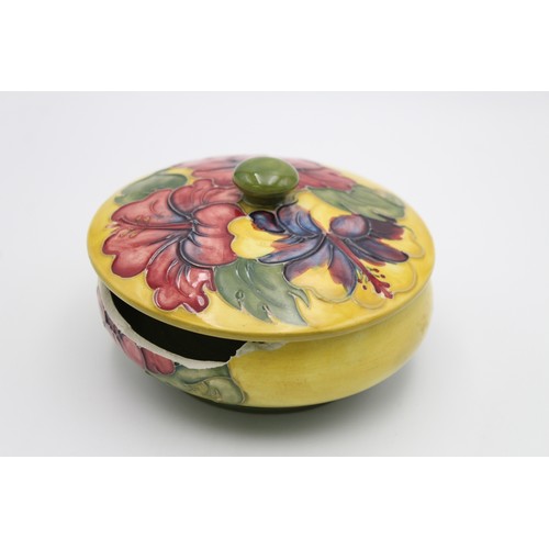 211 - Vintage Moorcroft Art Pottery Hibiscus Pattern Circular Trinket Dish w/ Lid