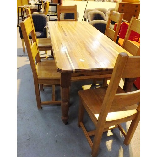 460 - SOLID WOOD TABLE 2110MM X 845MM AND SIX CHAIRS