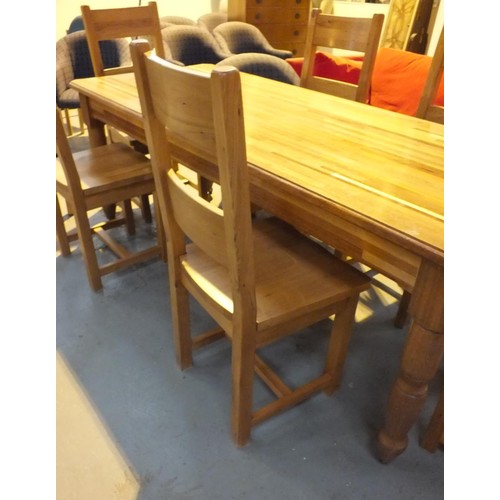 460 - SOLID WOOD TABLE 2110MM X 845MM AND SIX CHAIRS