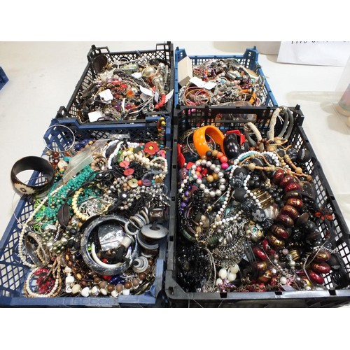 501 - FOUR TRAYS OF COSTUME JEWELLERY