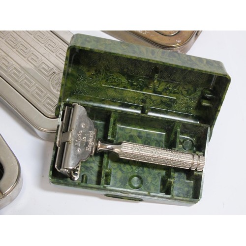 371 - THREE VINTAGE ROLLS RAZORS AND RAZOR IN BAKELITE BOX