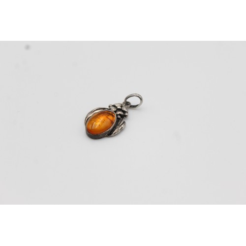 291 - Flower Amber Pendant