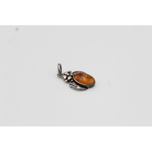 291 - Flower Amber Pendant