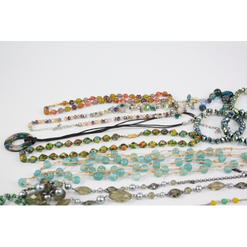 56 - 25 x GREEN GLASS JEWELLERY inc. Silver, Necklaces, Bracelets, Rings