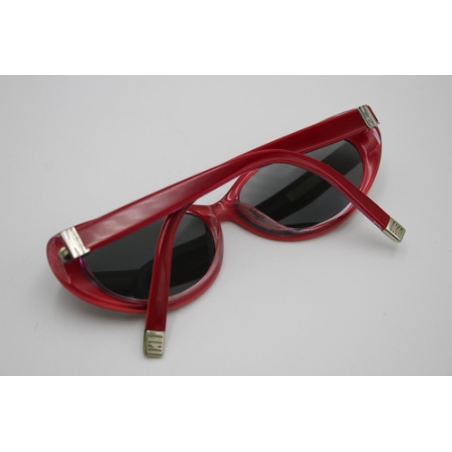 80 - Statement Ladies KARL LAGERFIELD Red Cat Eye Style Fashion SUNGLASSES Boxed