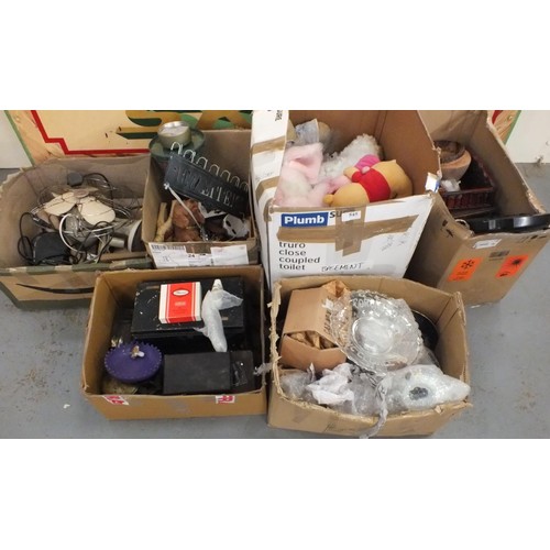 545 - JOBLOT OF VINTAGE INCLUDES CERAMICS, TEDDIES, ELECTRIC FAN ETC