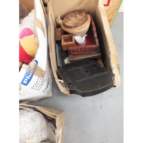 545 - JOBLOT OF VINTAGE INCLUDES CERAMICS, TEDDIES, ELECTRIC FAN ETC