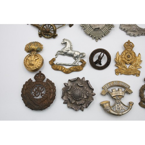 70 - 30 x Assorted Vintage MILITARY BADGES Inc Scottish, Welsh, German, English Etc