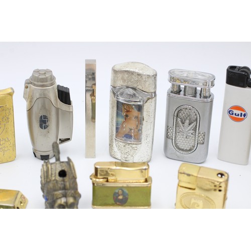 106 - 20 x Assorted Vintage Cigarette LIGHTERS Inc Novelty, Souvenir, Betty Boop Etc