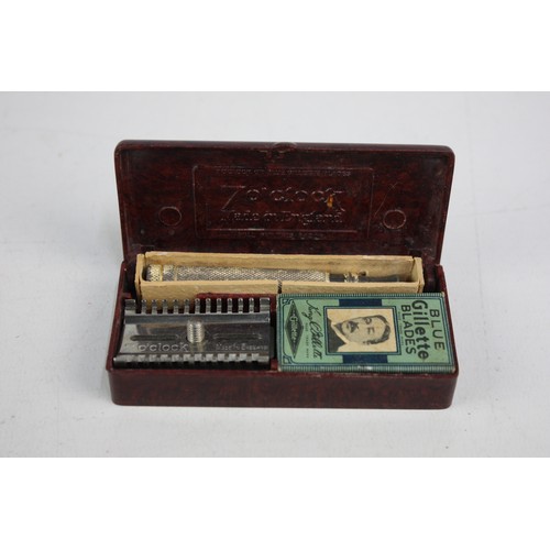 126 - 3 x Antique / Vintage Gents RAZORS Cased Inc Gillette, Bakelite, Valet Etc