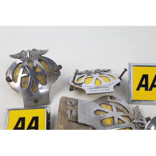 183 - 10 x Vintage Automobilia AA Car Grille Badges