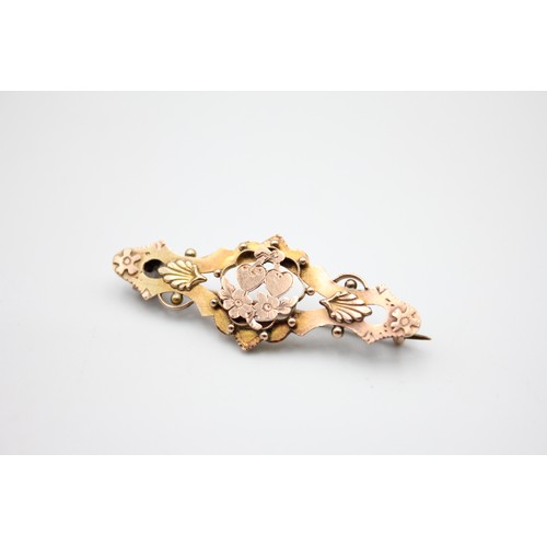 35 - Antique rose gold sweetheart bar brooch 2.1g (9ct)