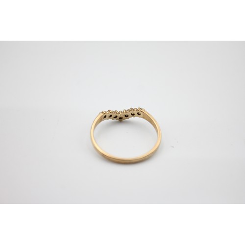 178 - Gold gemstone set wishbone half eternity ring 1.2g (9ct)