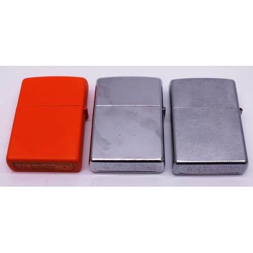 57 - 3 ZIPPOS;
BRUSHED CHROME 'HARLEY DAVIDSON CHROME AND METALWORKS DIVISION' 2002 K01
CHROME 'HARLEY DA... 