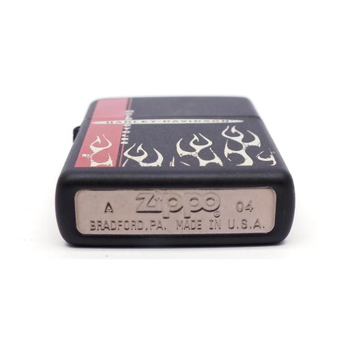 66 - THREE ZIPPOS;
IRRIDESCENT CHROME HARLEY DAVIDSON- L02
HARLEY DAVIDSON FLAME BLACK MATTE- A04
HARLEY ... 