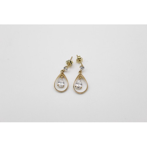 51 - 2 x 9ct drop gemstone earrings (2.2g)