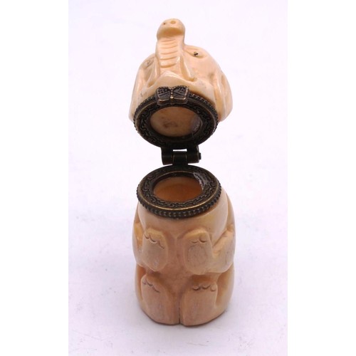 569 - VINTAGE ORIENTAL CARVED ELEPHANT NETSUKE BOTTLE