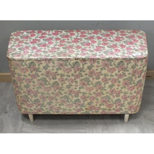 595 - VINTAGE BLANKET BOX