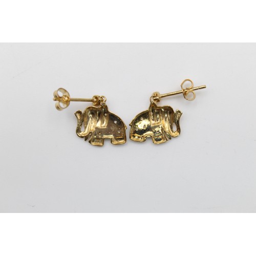 77 - 9ct Gold elephant earrings with diamond detail (1.8g)