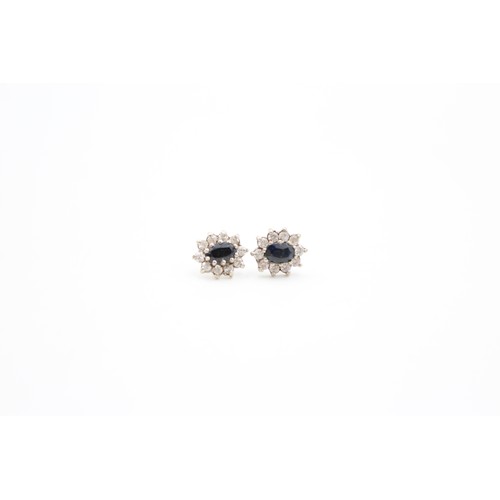 94 - 2 pairs of gemstone detail stud earrings (2.5g)