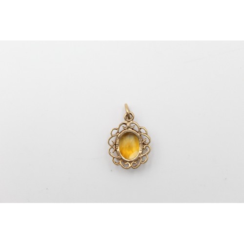 90 - Vintage 9ct Gold ornate citrine ornate frame pendant (1.4g)