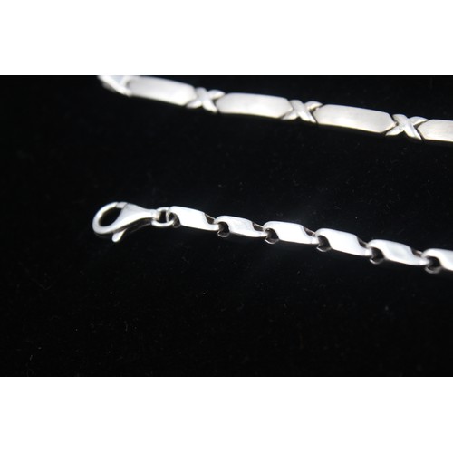 183 - 2 x.925 Sterling Silver Bracelets Inc. Simplistic, Modernist (25g)