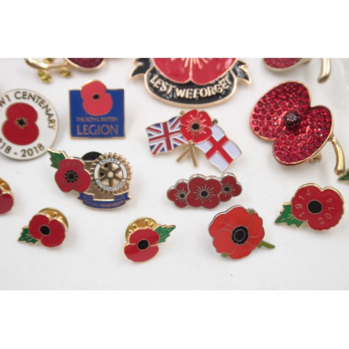 174 - 25 x Assorted POPPY Remembrance Badges / Brooches Inc Enamel, Boxed Etc