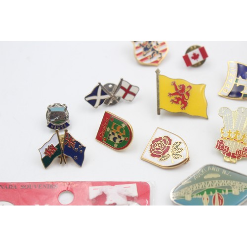 176 - 60 x Assorted Vintage FLAGS & PLACES Pin / Lapel Badges Inc Enamel Etc