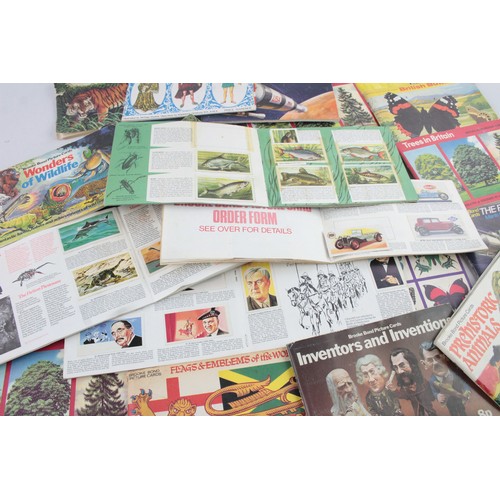 187 - 30 x Assorted Vintage CIGARETTE CARD ALBUMS inc. People, Nature, Animals