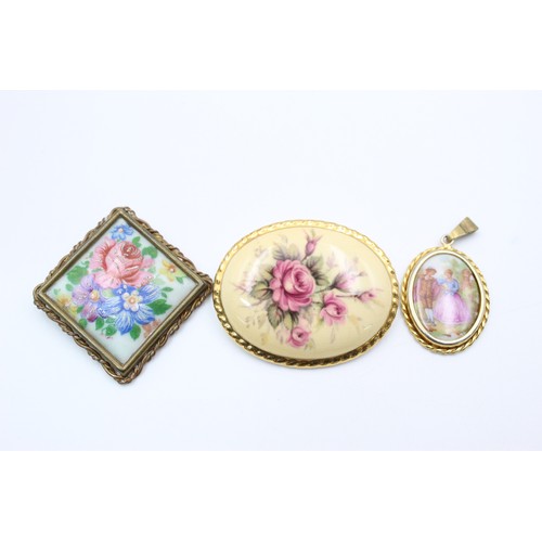 199 - 10 x Vintage PORCELAIN JEWELLERY w/ Limoges, Bilston, Royal Worcester, Pendant