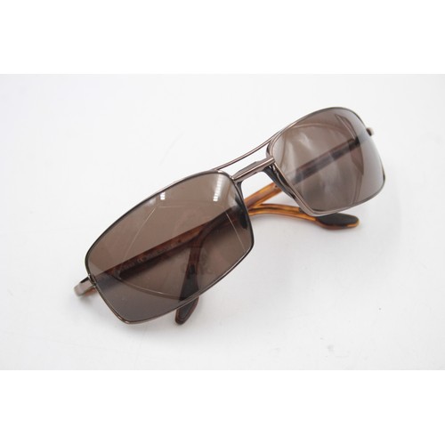 190 - Classic Gents MERCEDES-BENZ Brown Framed Sports Style SUNGLASSES w/ Case