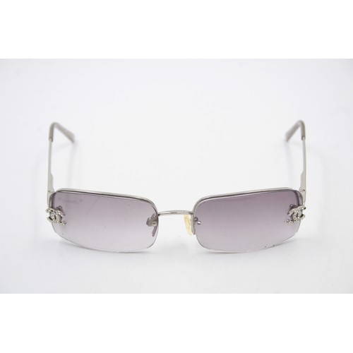 222 - Statement Ladies CHANEL 00's Style Frameless SUNGLASSES w/ Diamante Detail