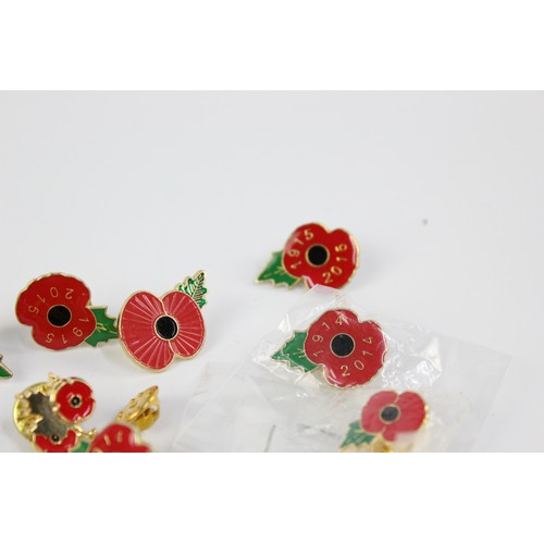 272 - 25 x Assorted POPPY Remembrance Badges / Brooches Inc Enamel, Boxed Etc