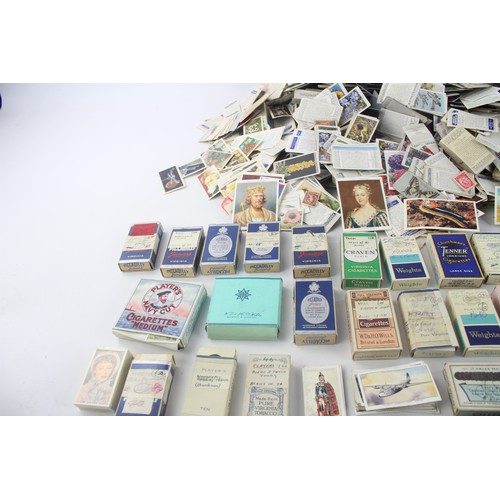 279 - Job Lot of Assorted Vintage CIGARETTE CARDS Inc People, Nature, Animals Etc