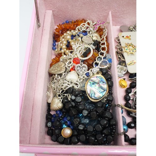 405 - LARGE PINK JEWELERY BOX AND JEWELERY CONTENTS