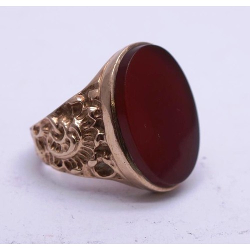 418 - 9ct GOLD CARNELIAN RING 8g SIZE O