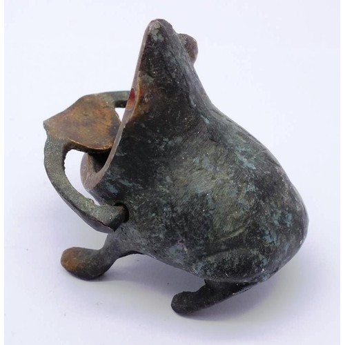 408 - VINTAGE CHINESE CAST BRONZE SMALL OPEN MOUTH SITTING FROG ASH TRAY FIGURINE