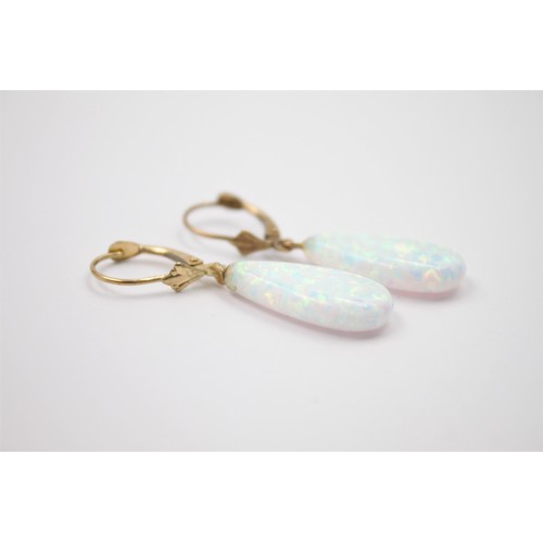 212 - 9ct gold opal pear drop earrings (0.5g)