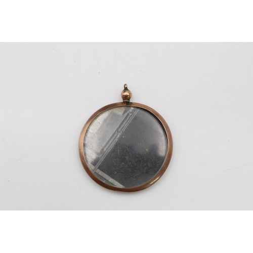 41 - 9ct gold vintage photo locket pendant (7.6g)