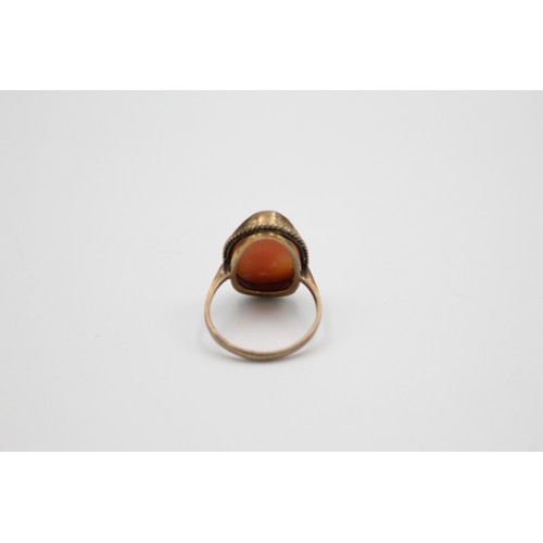 221 - 9ct gold vintage cameo ring (4.1g)