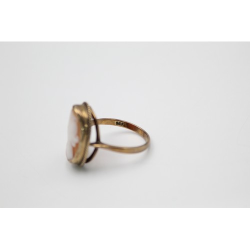 221 - 9ct gold vintage cameo ring (4.1g)