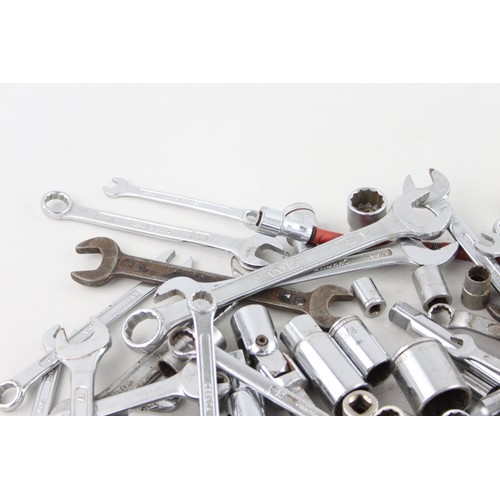 226 - Job Lot of Assorted SPANNERS & SOCKETS Inc. Snap On, Britool Etc