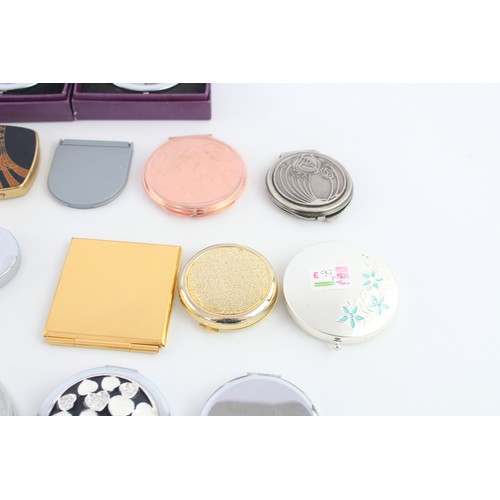 90 - 25 x Assorted Ladies Compact Handbag MIRRORS Inc Vintage, Silver Plate Etc
