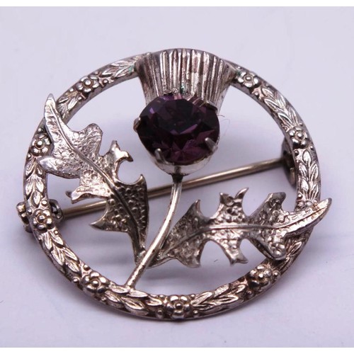 334 - VINTAGE STERLING SILVER SCOTTISH BROOCH WARD BROTHERS